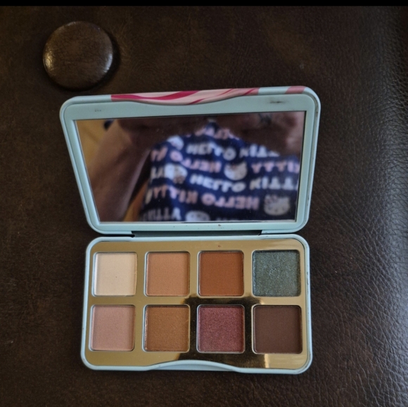 Too Faced Christmas Coffee Eyeshadow Palette - Picture 2 of 4